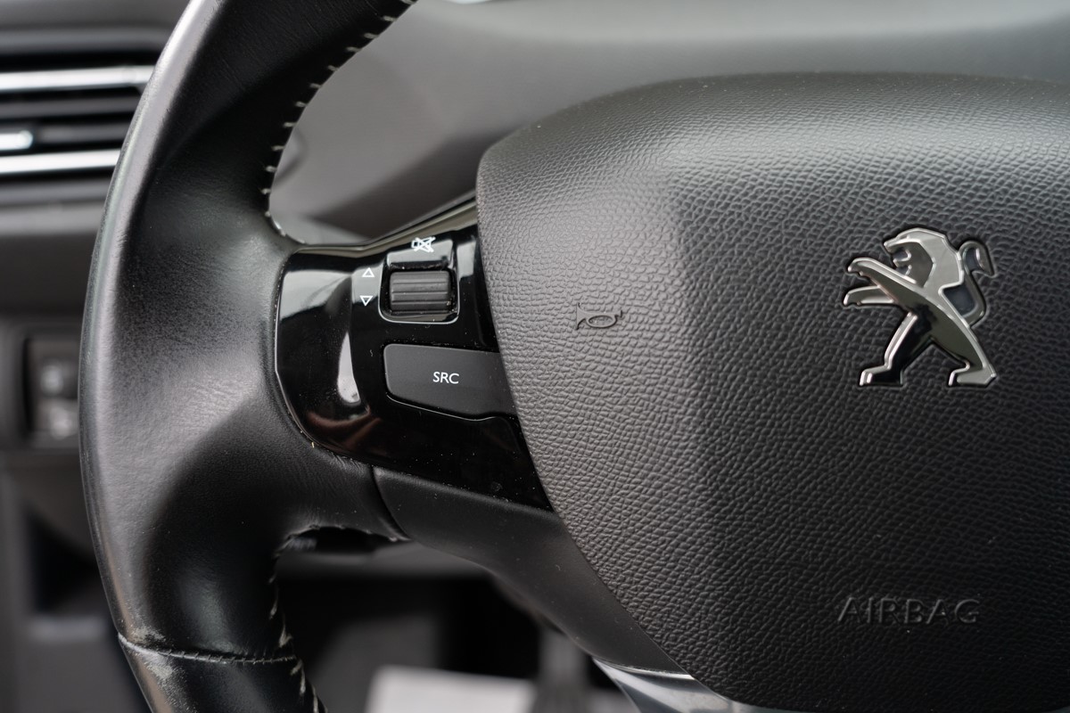 Peugeot 308 1,6 BlueHDI