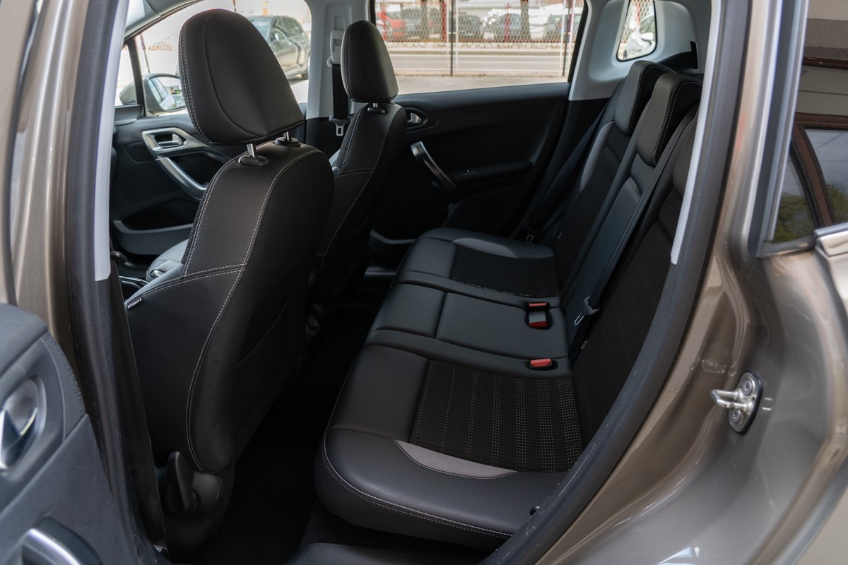 Peugeot 2008 1,6BlueHDI