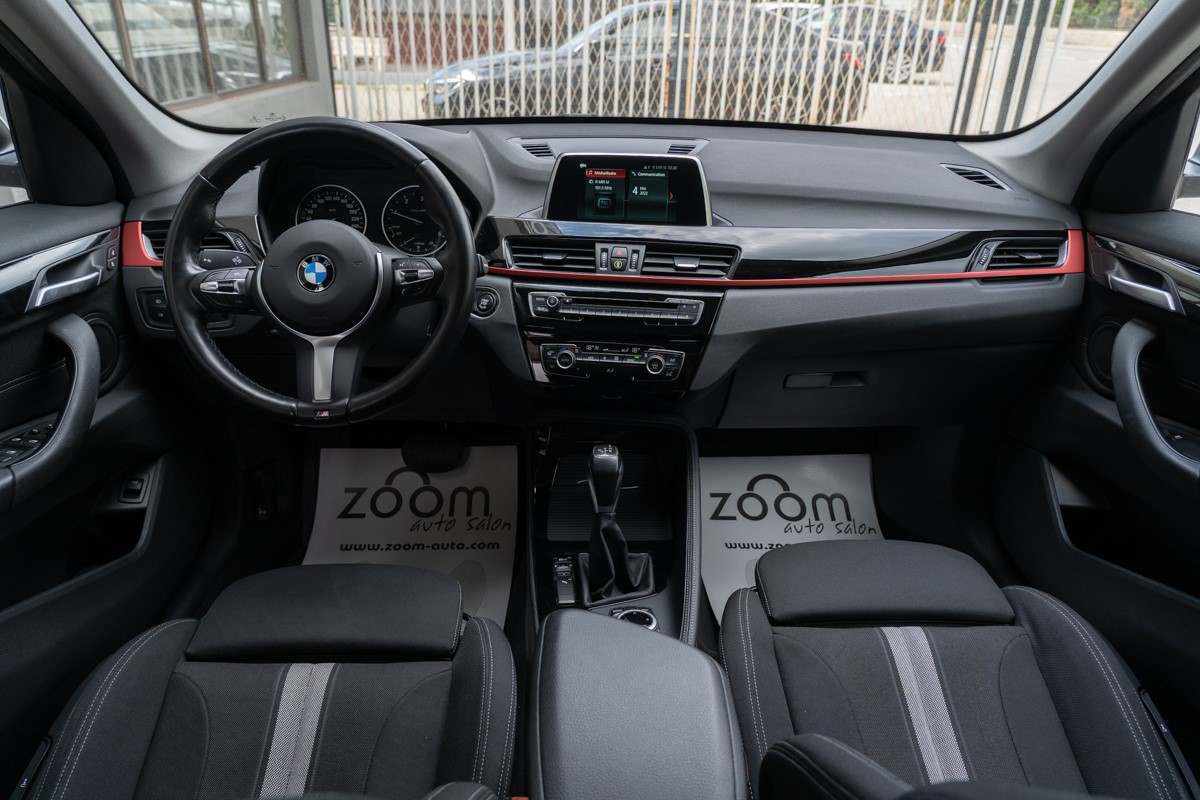 BMW
 X1 18 d SDrive