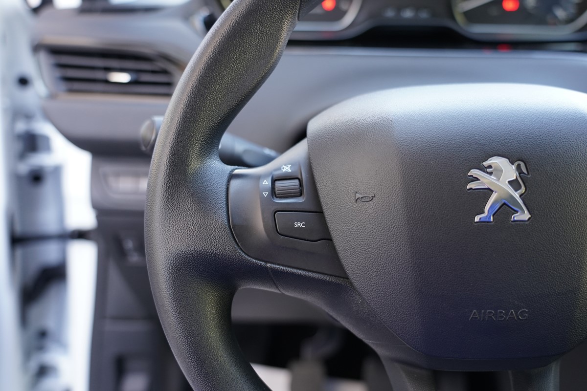 Peugeot 208 1,6 BlueHDI