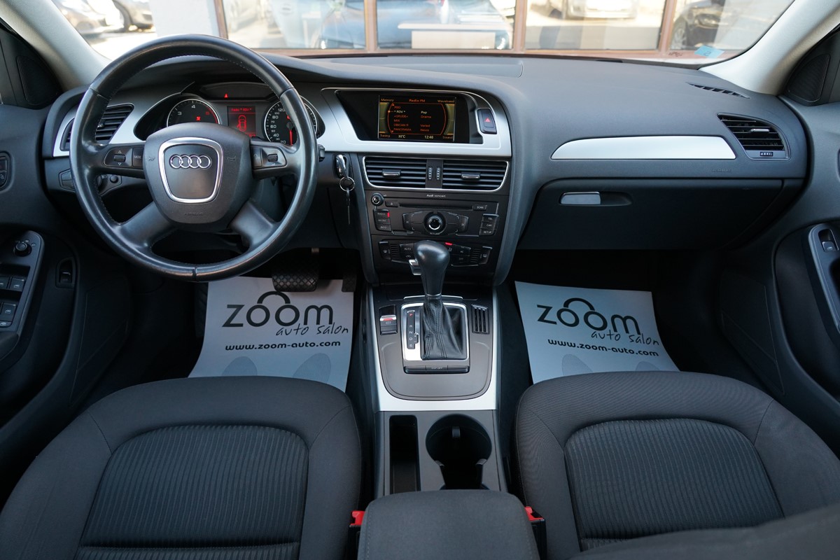 Audi A4
 2,0 TDI