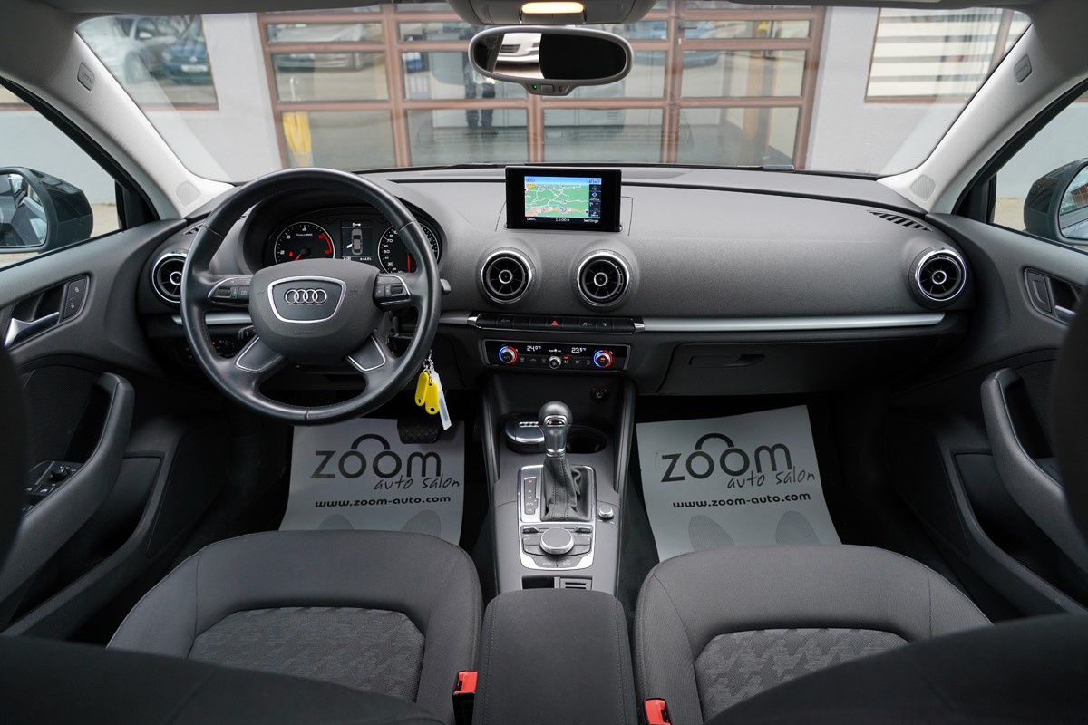 Audi A3
 2,0 TDI S-tronic