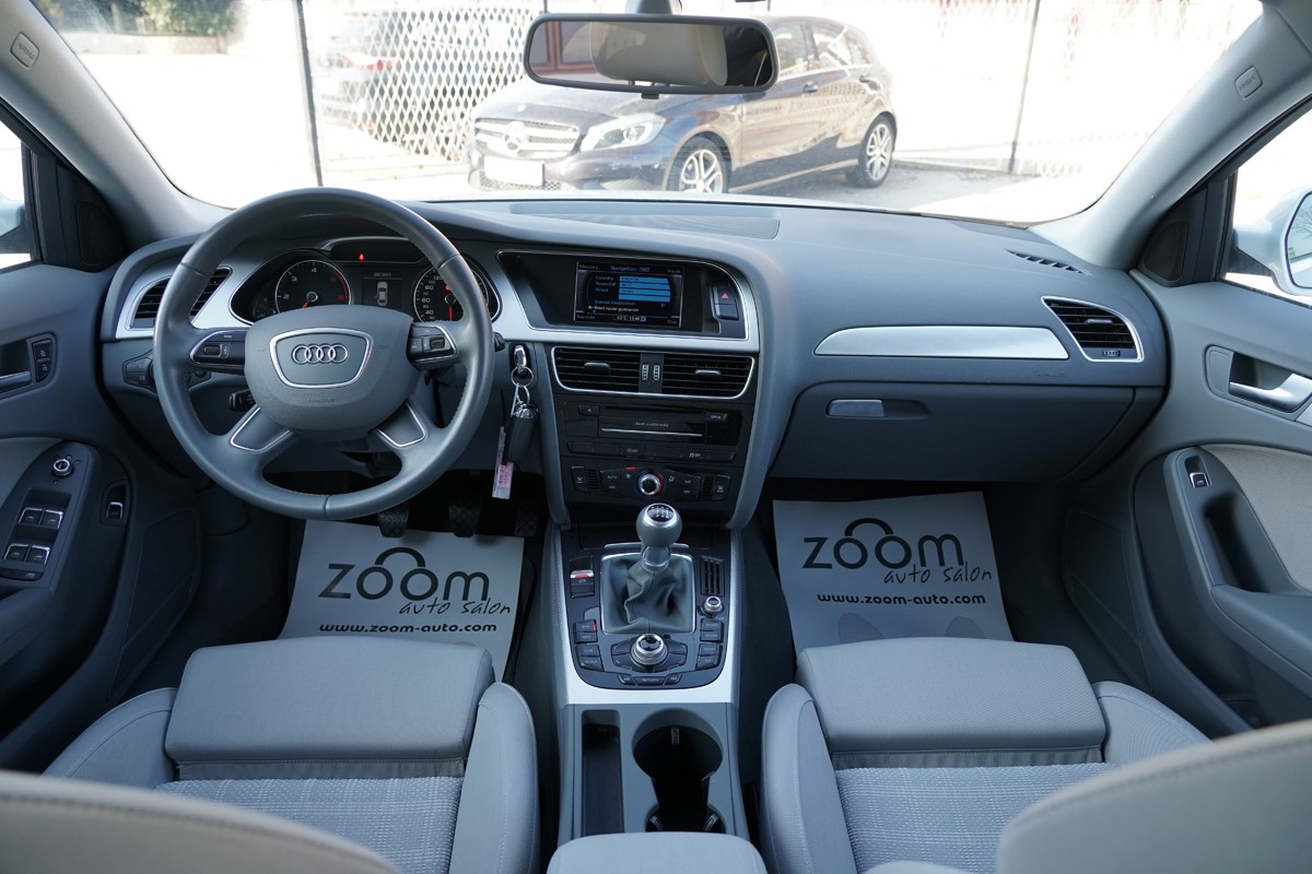 Audi A4
 2.0 TDI