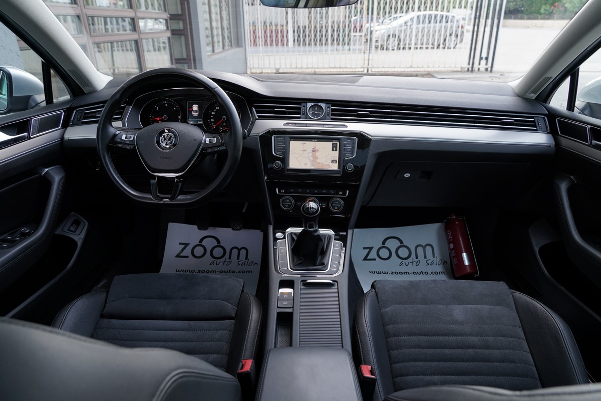 Volkswagen Passat 1.6 TDI Highline
