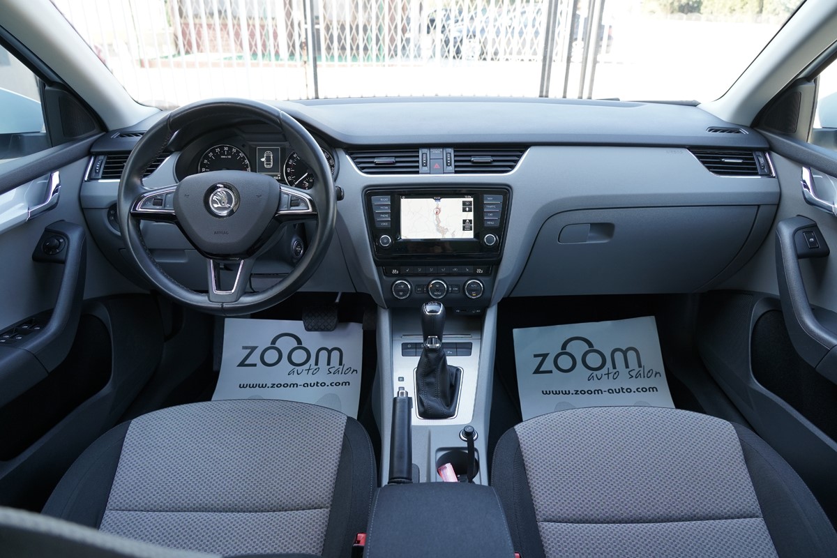 Škoda Octavia Combi 2.0 TDI  DSG