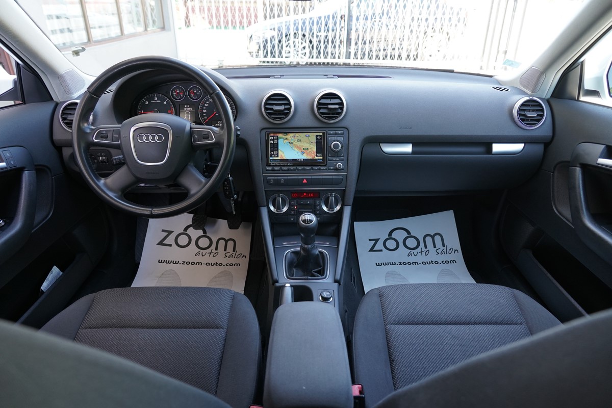 Audi A3
 1,6 TDI