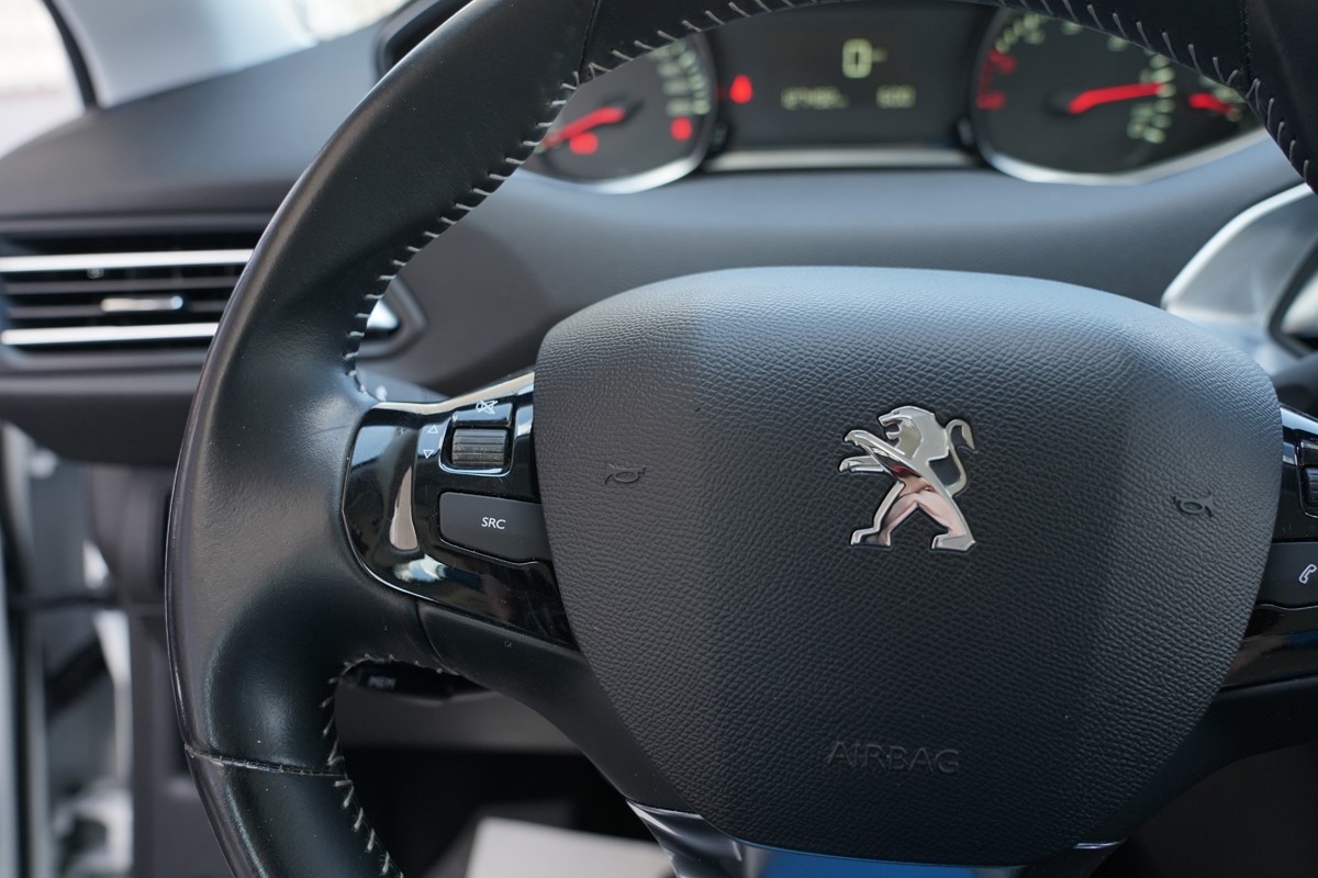 Peugeot 308 1,6 BlueHDI