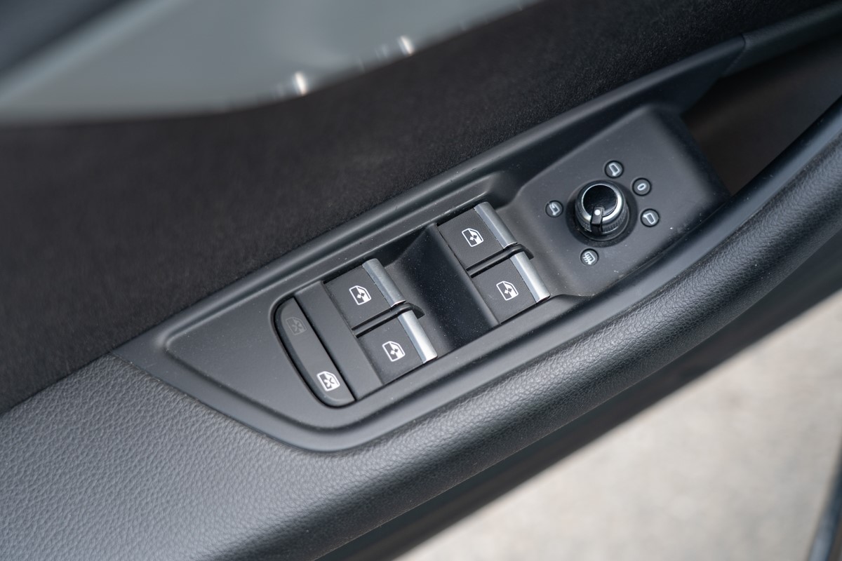 Audi A4
 2,0 TDI