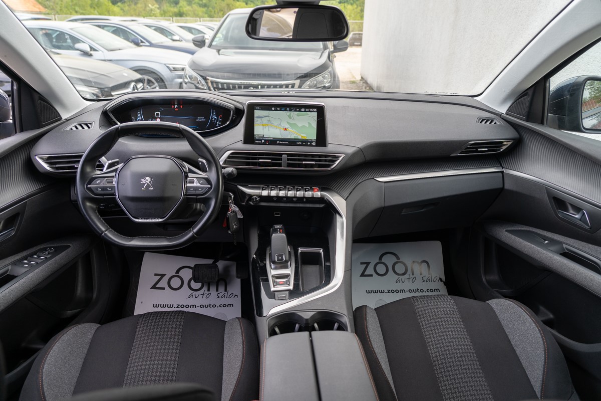 Peugeot 5008 1,5 BlueHDI