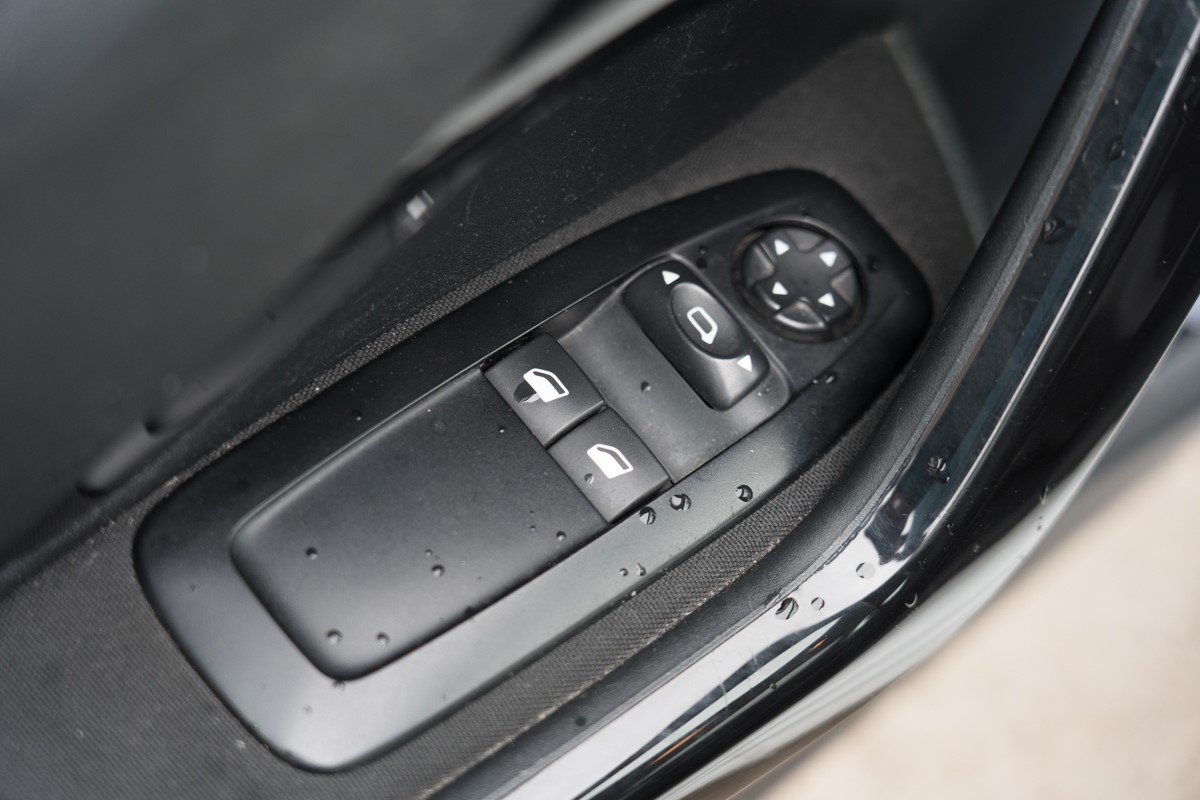 Peugeot 208 1.4 BlueHDI