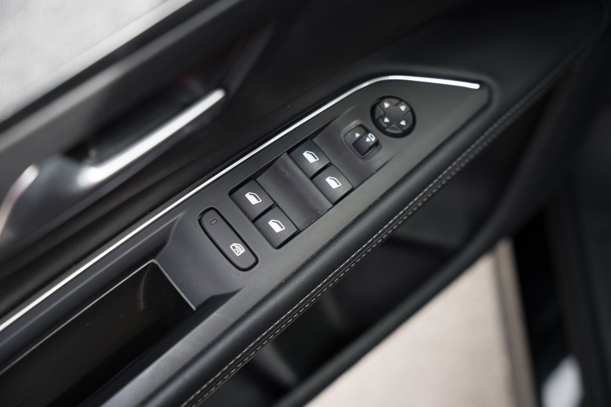 Peugeot 5008 1.5 BlueHDI ALLURE SPORT 7 sjedišta