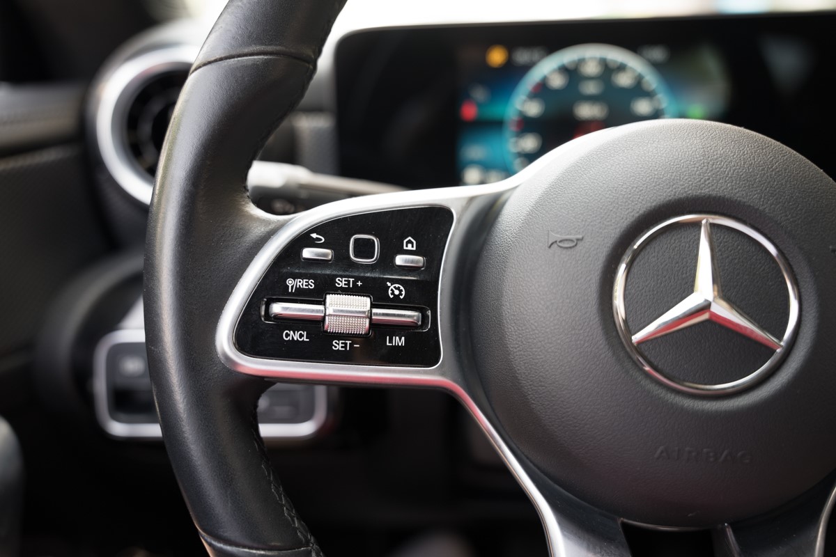 Mercedes-Benz CLA-Class 200 D