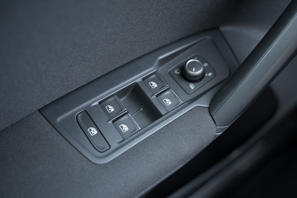 Volkswagen Tiguan
 2.0 TDI DSG 4MOTION