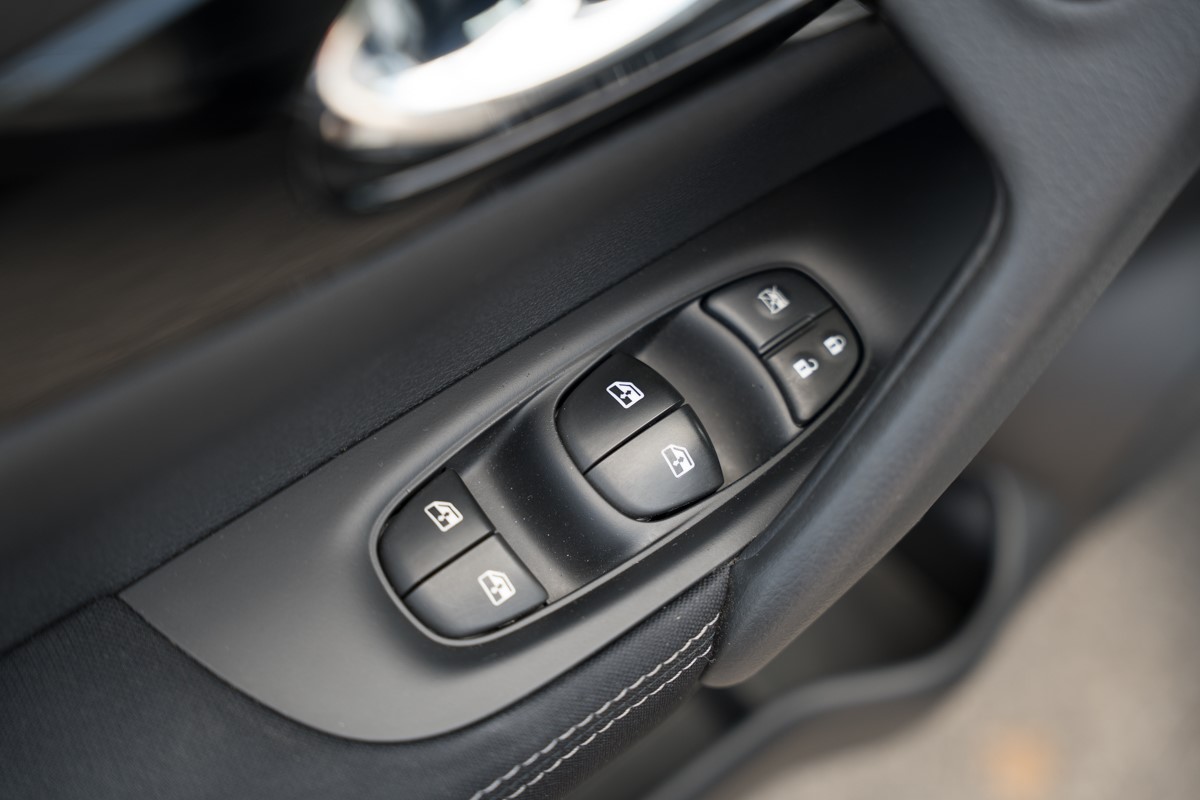 Nissan
 Qashqai 1.5 DCI Business