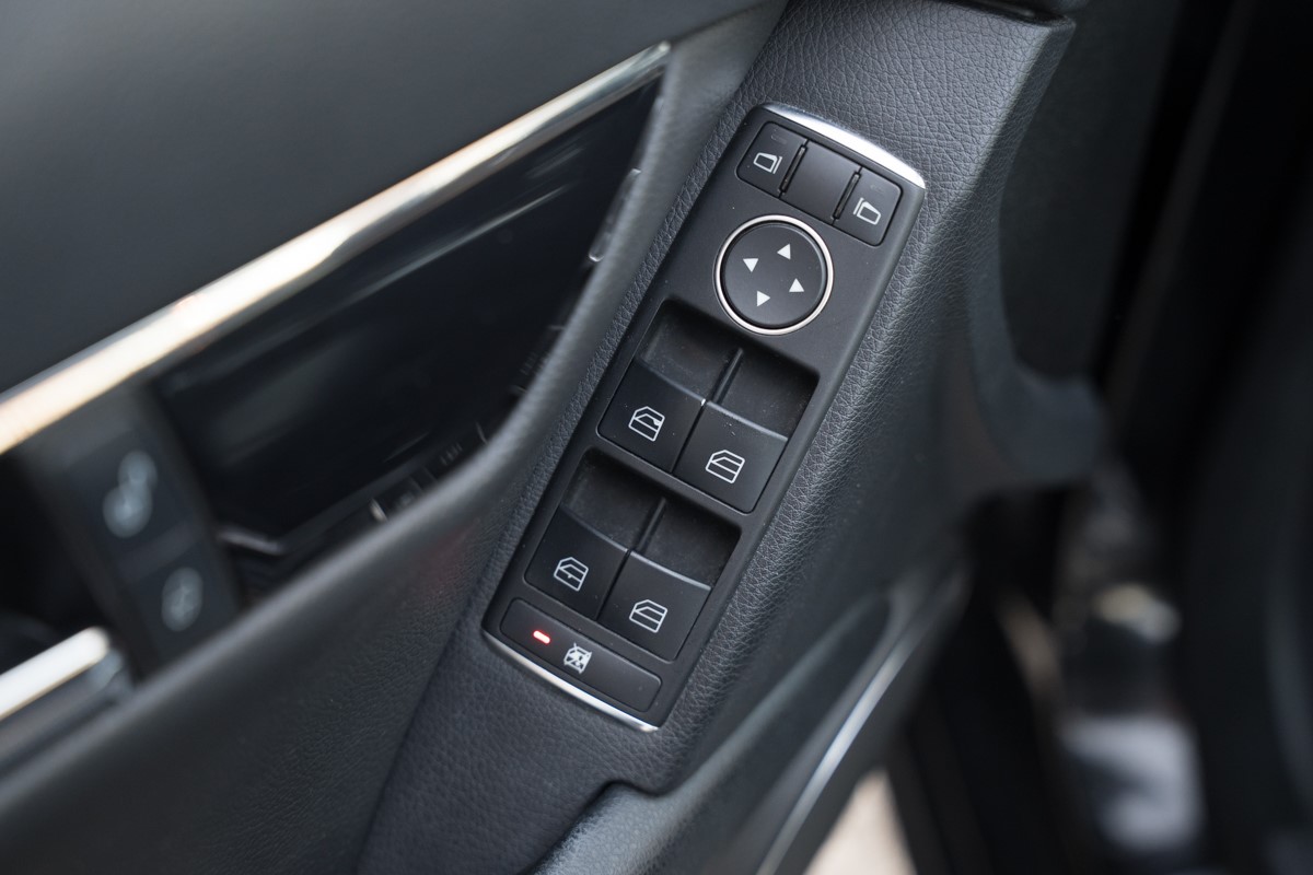 Mercedes-Benz C-Class
 180 CDI