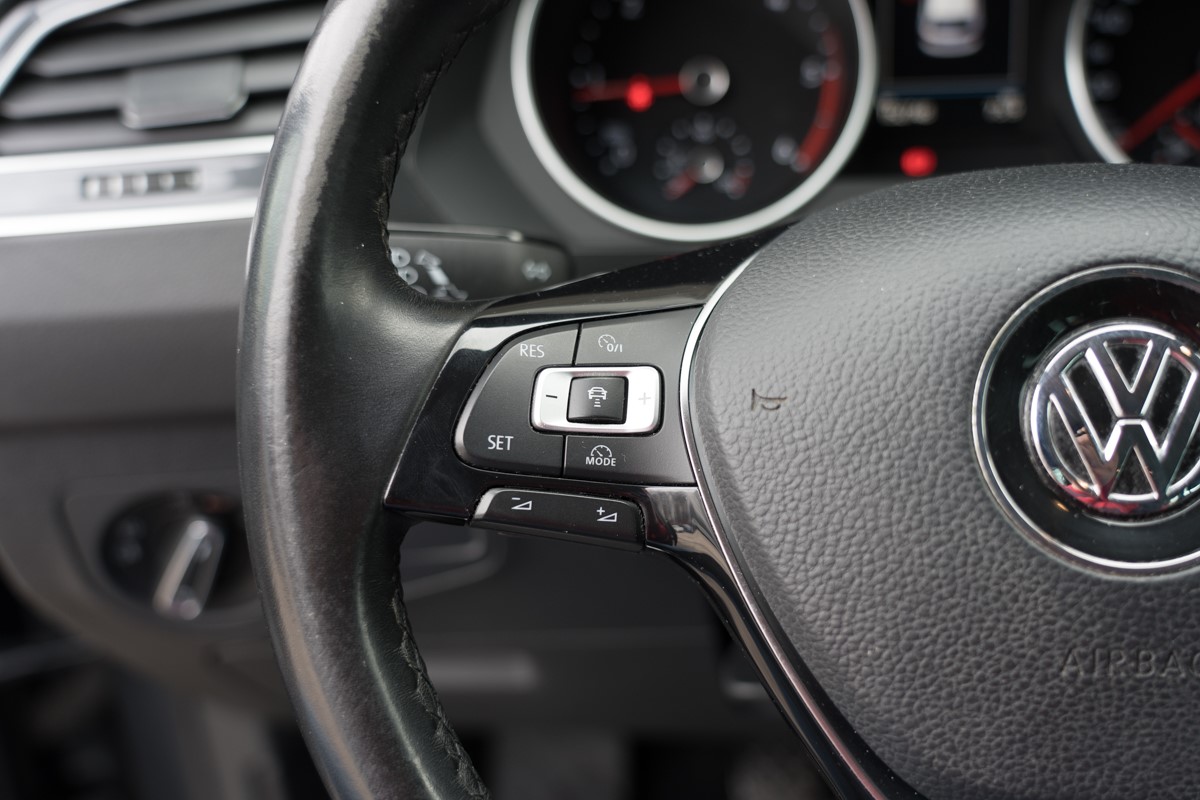 Volkswagen Tiguan
 2.0 TDI