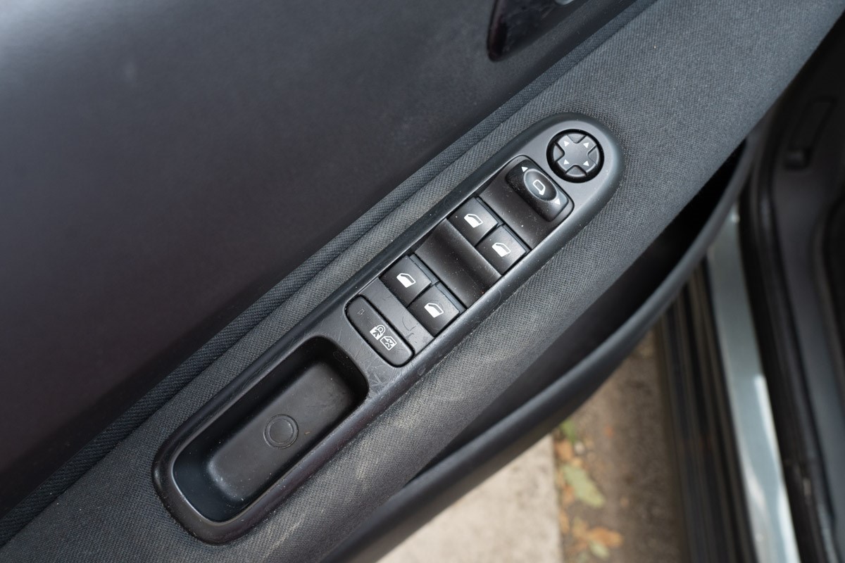 Peugeot 3008 1,6 HDI