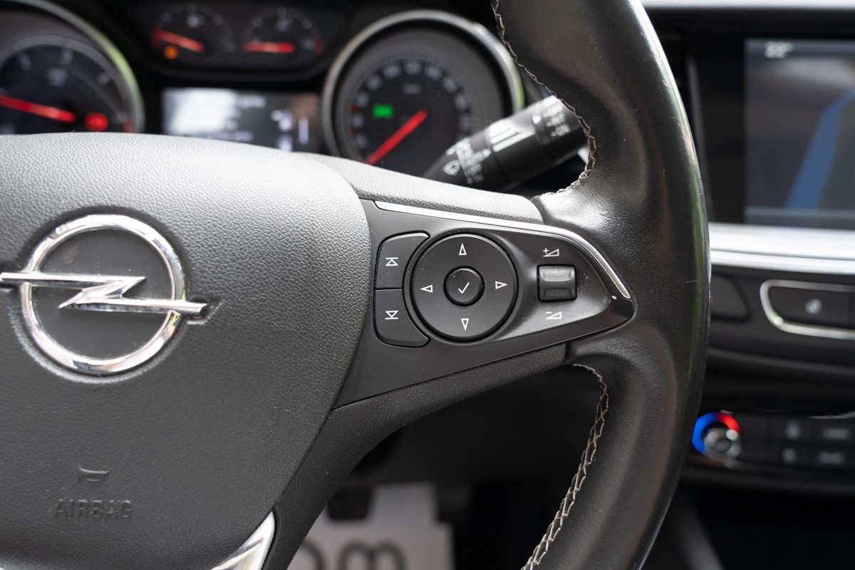Opel Insignia 1,6 GrandSport