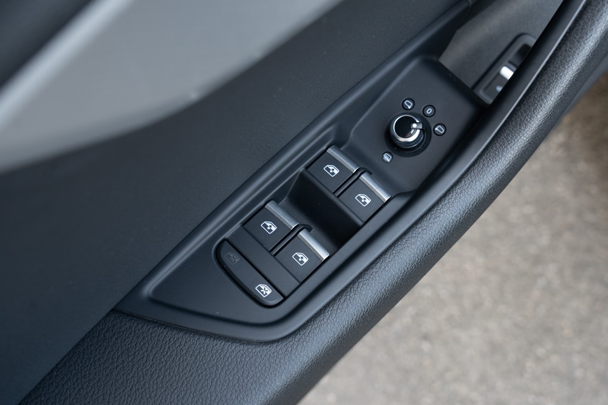 Audi A4
 2.0 TDI Executive Plus