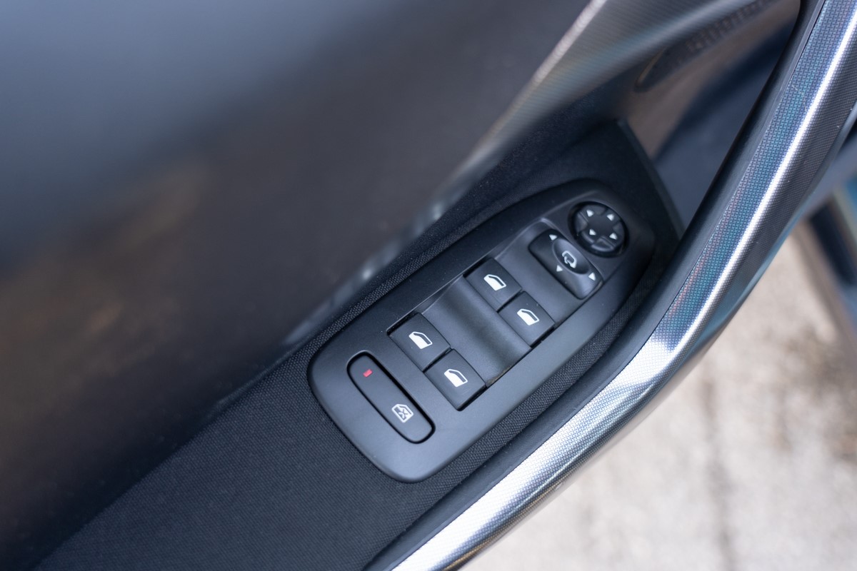 Peugeot 2008 1,6 BlueHDI