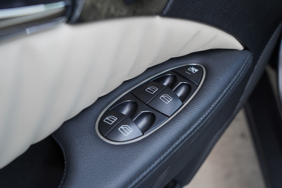 Mercedes-Benz E-Class
 E 280 CDI