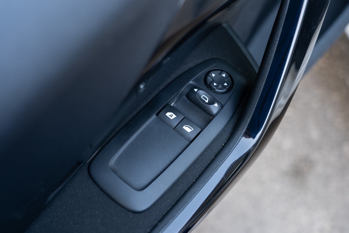 Peugeot 208 1,6 BlueHDI