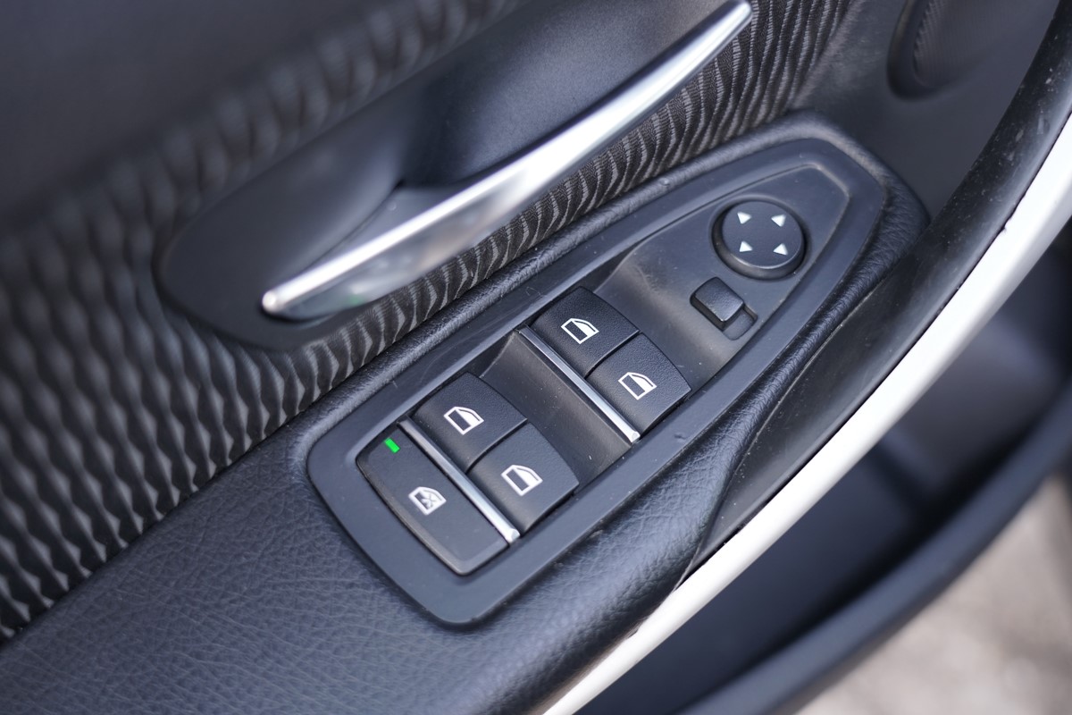 BMW
 3-Series 318 D