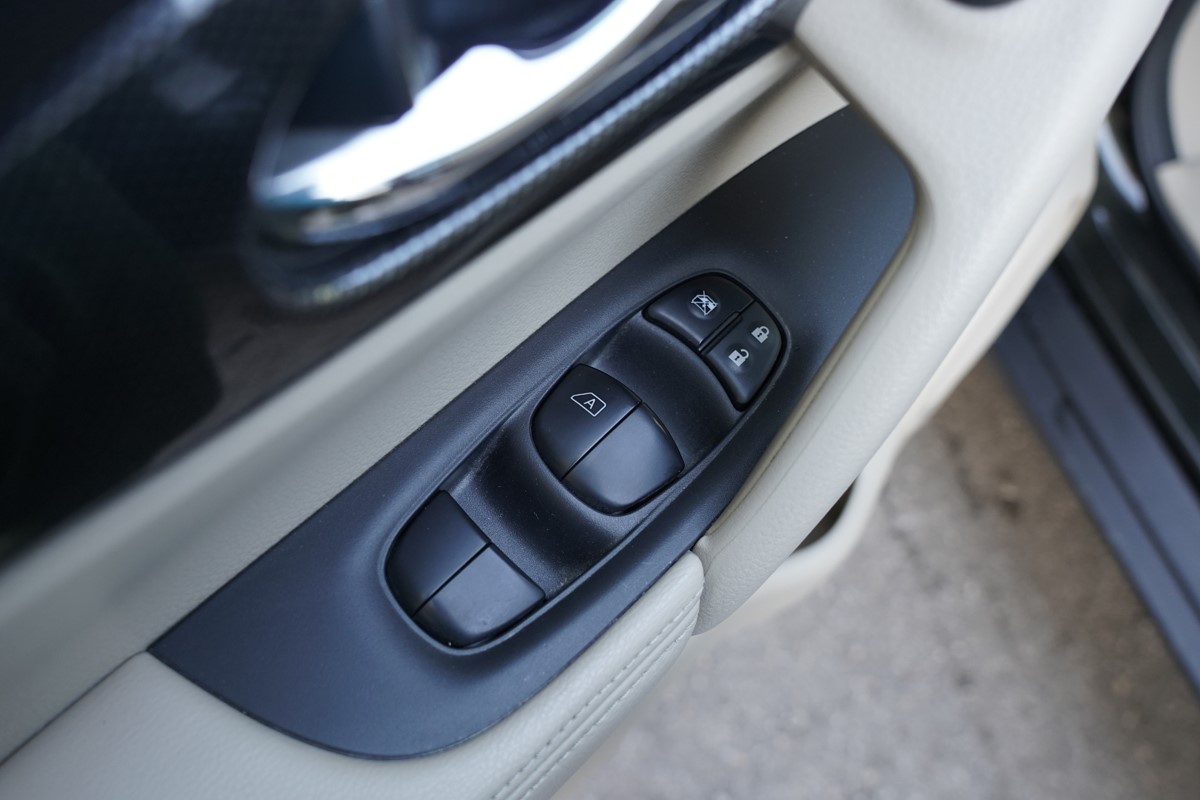 Nissan
 X-TRAIL 1,6 DCI 7 Sjedista