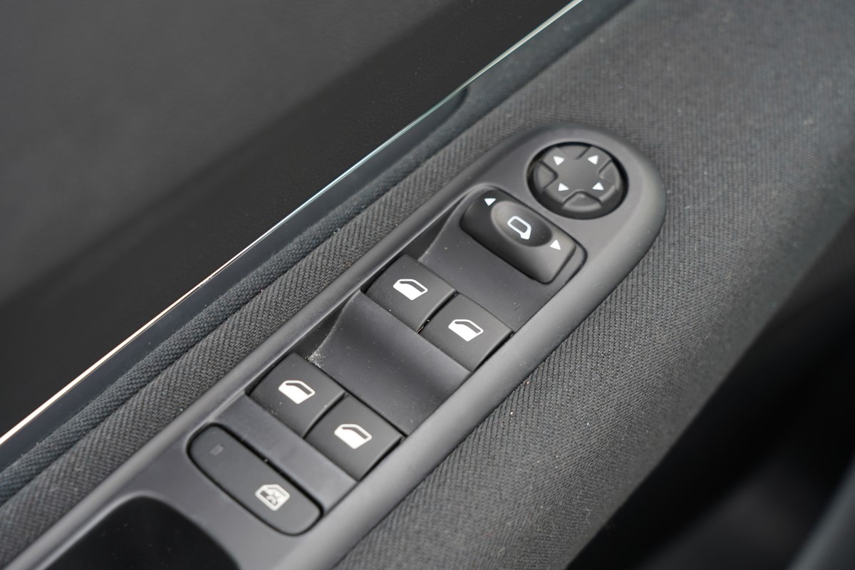 Peugeot 5008 1,6 BlueHDI