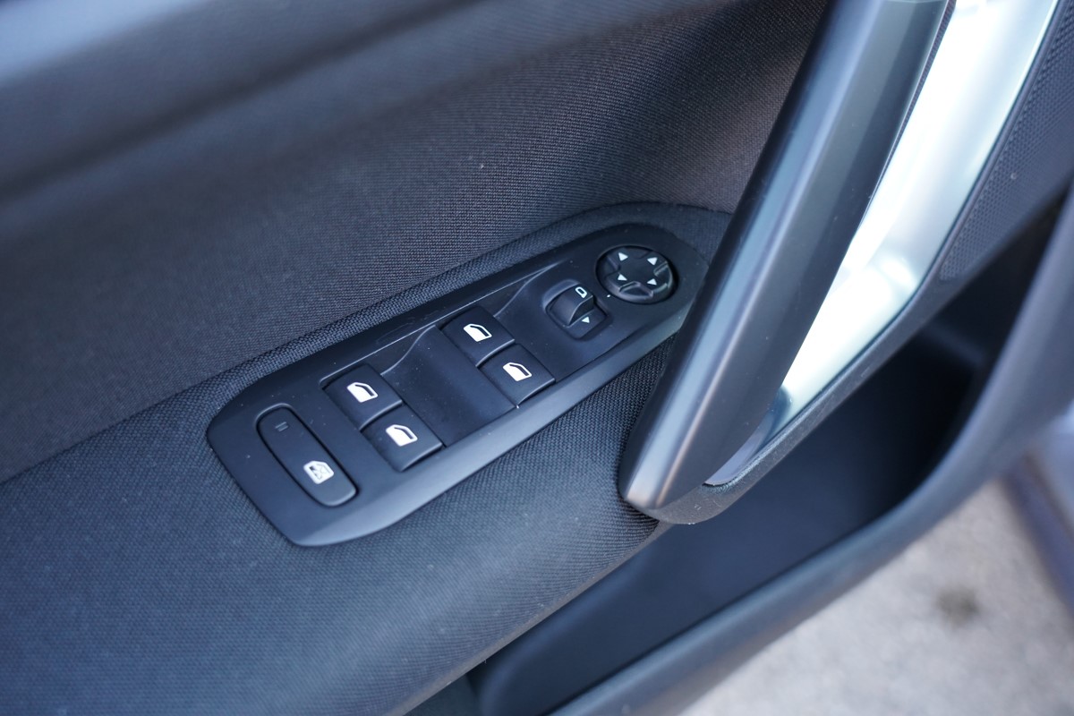 Peugeot 308 1,6 HDI SW AUTOMATIK!