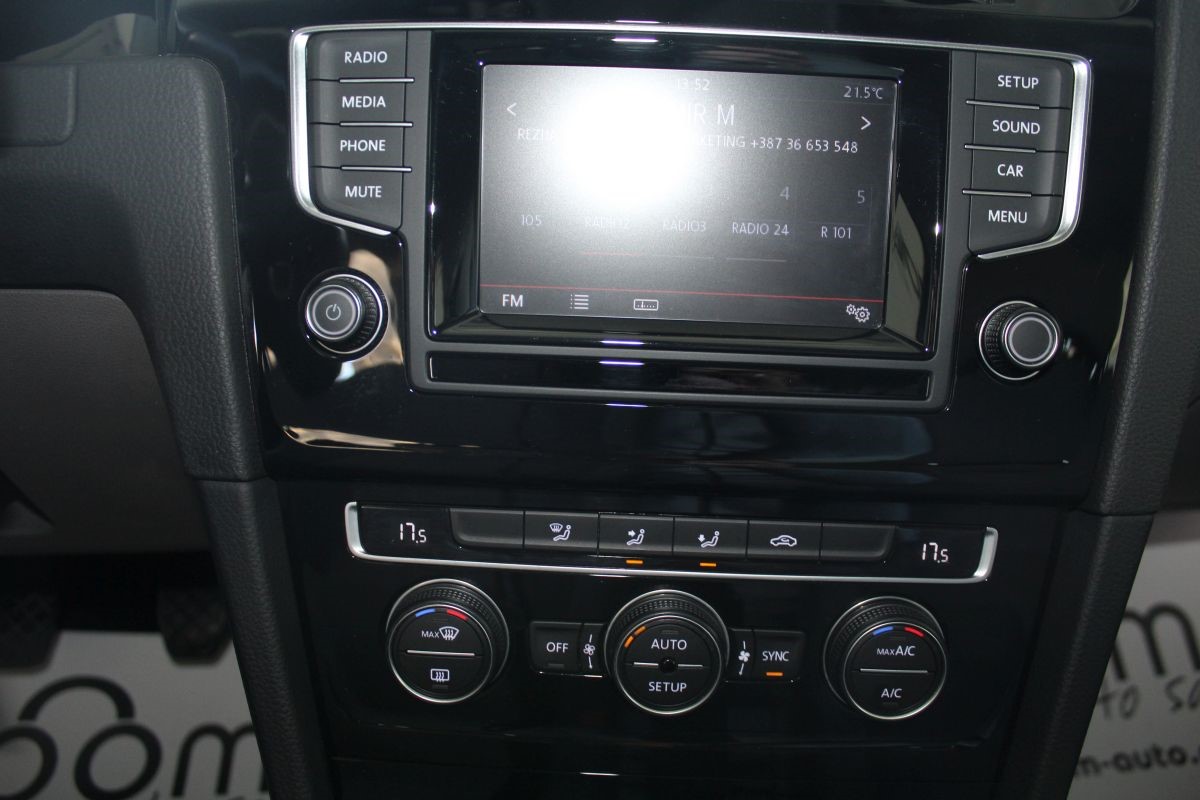 Volkswagen Golf 2.0 CR TDI Highline Sport Carat Edition