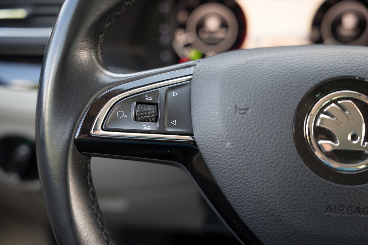 Škoda Superb 2.0 TDI DSG L&K