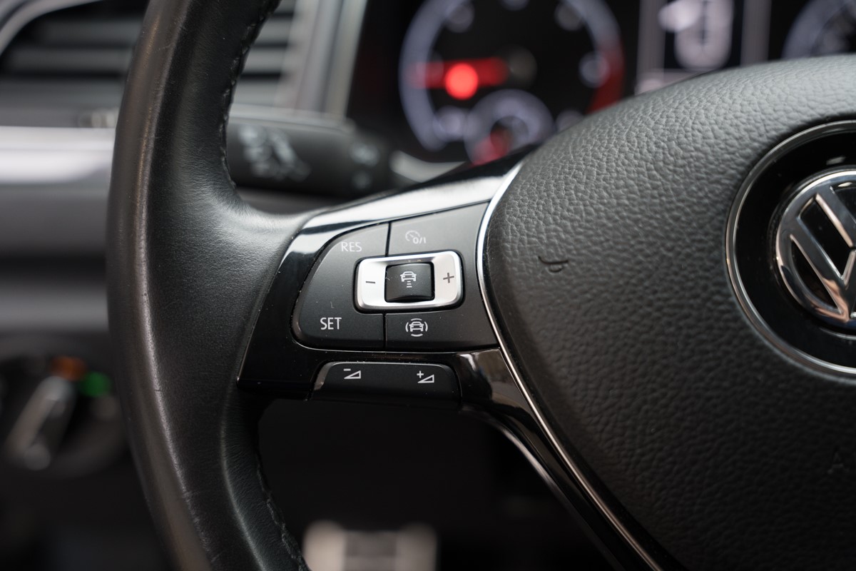 Volkswagen T-Roc 1.6 TDI IQ.DRIVE