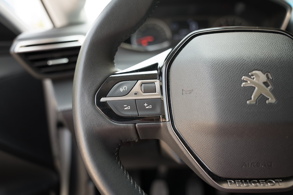 Peugeot 208 1.5 BlueHDI