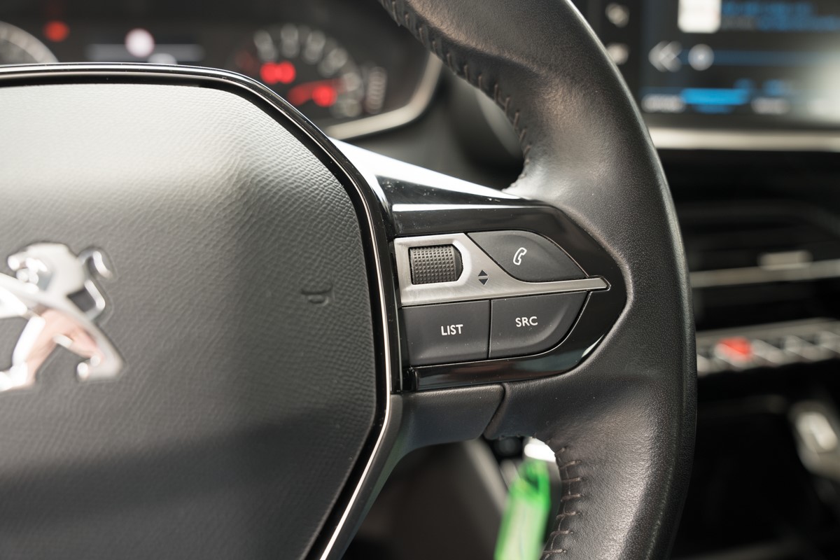 Peugeot 208 1.5 BlueHDI