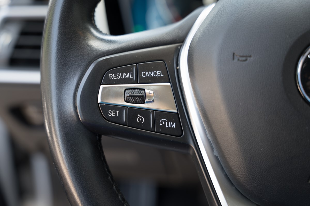 BMW
 3-Series 318D