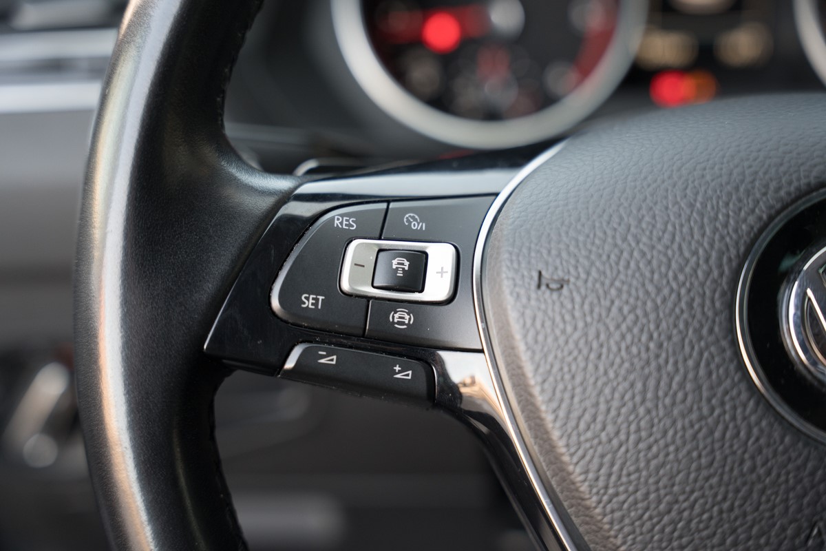 Volkswagen Tiguan
 2.0 TDI DSG 4MOTION