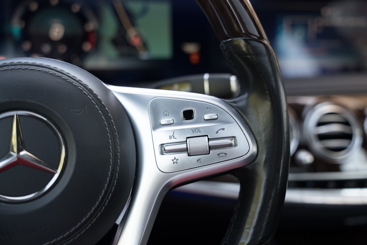 Mercedes-Benz S-Class
 400 D 4 MATIC AMG