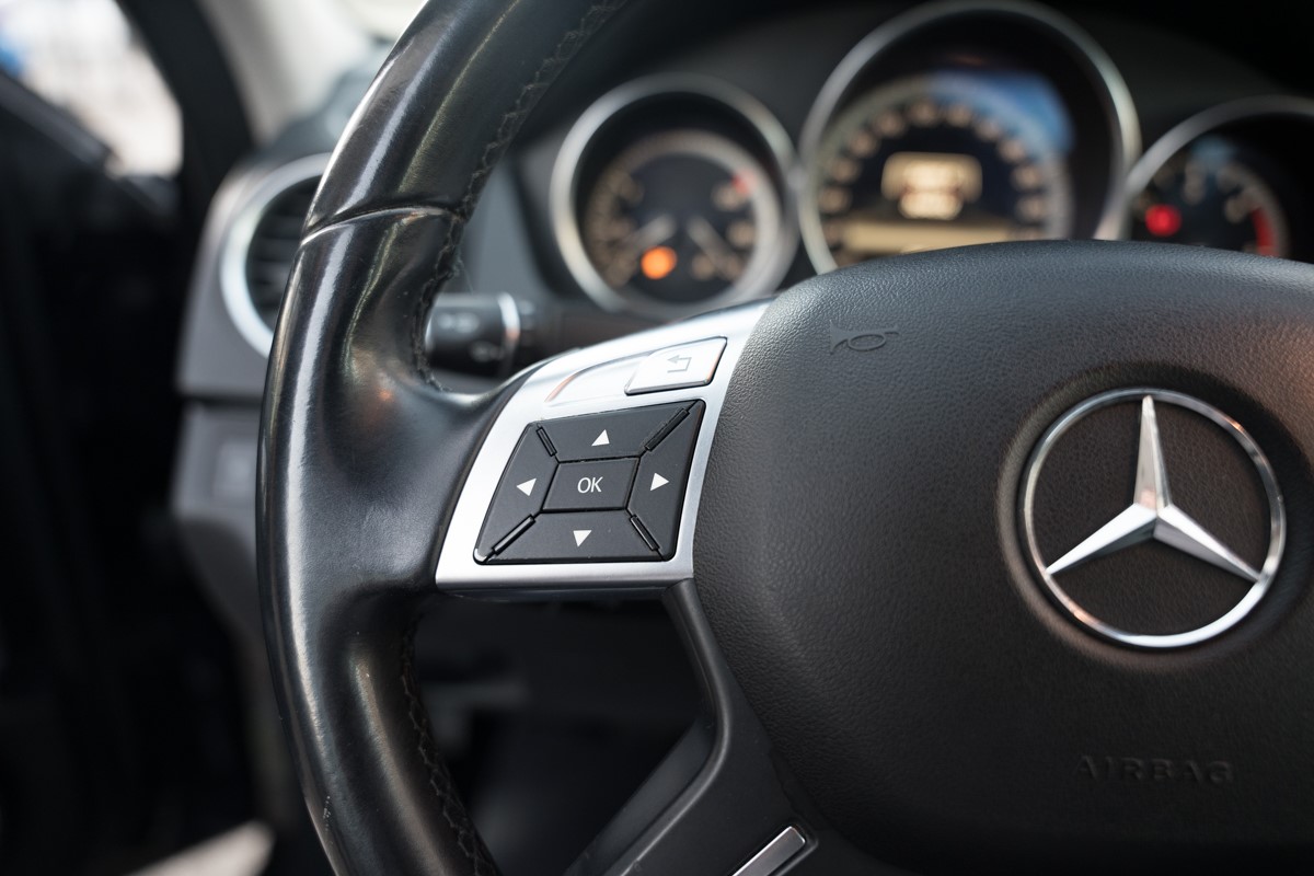 Mercedes-Benz C-Class
 180 CDI