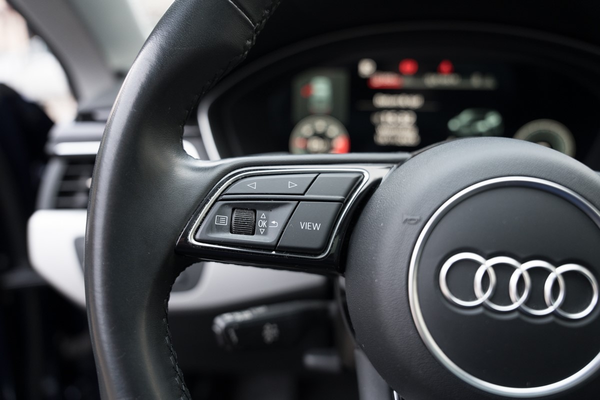 Audi A5
 2.0 TDI SPORTBACK