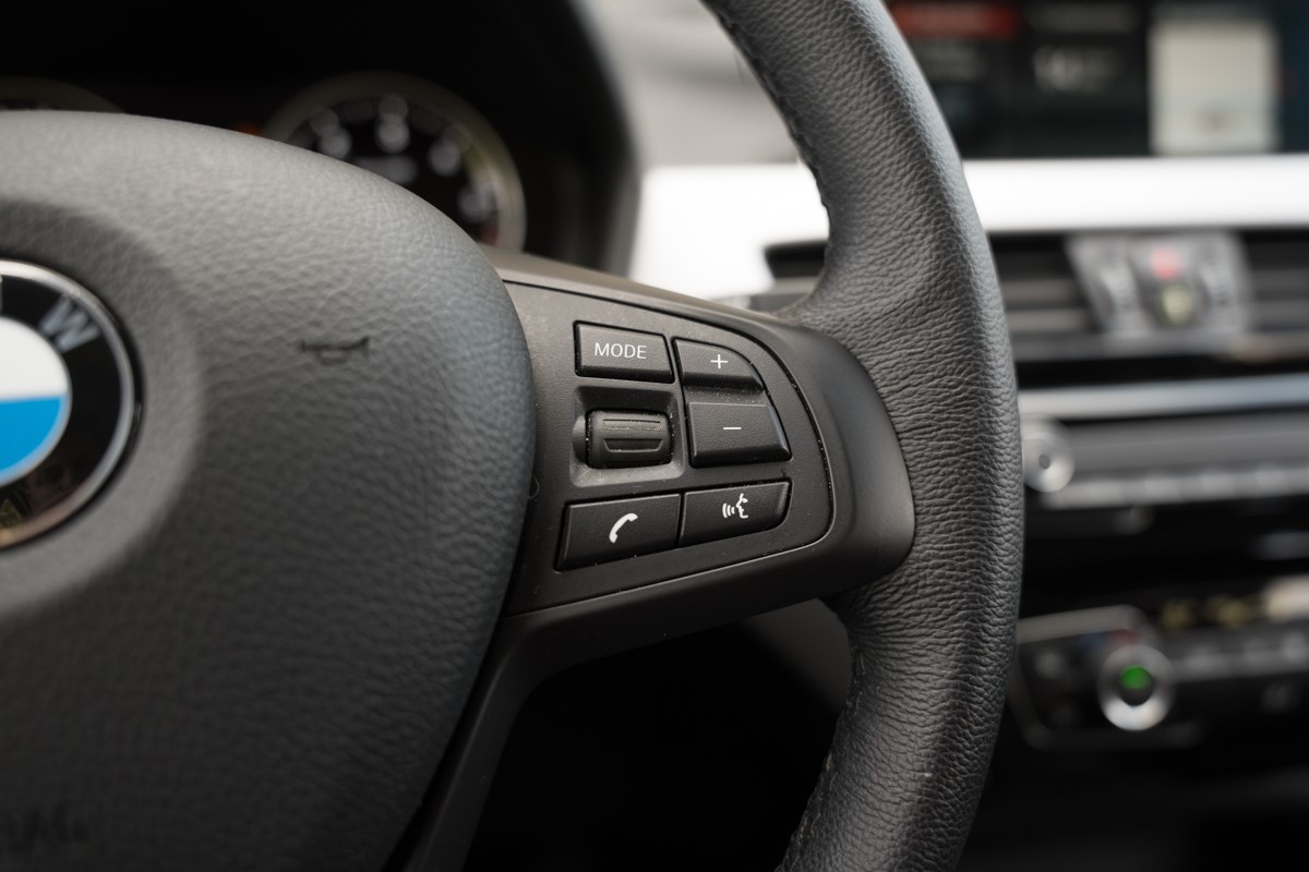 BMW
 X1 18 D sDrive
