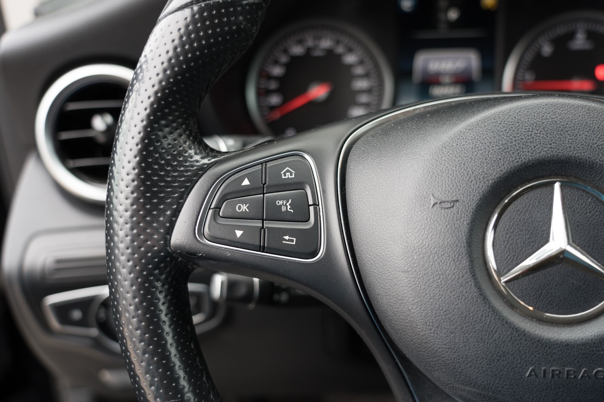 Mercedes-Benz GLC 220 D 4MATIC
