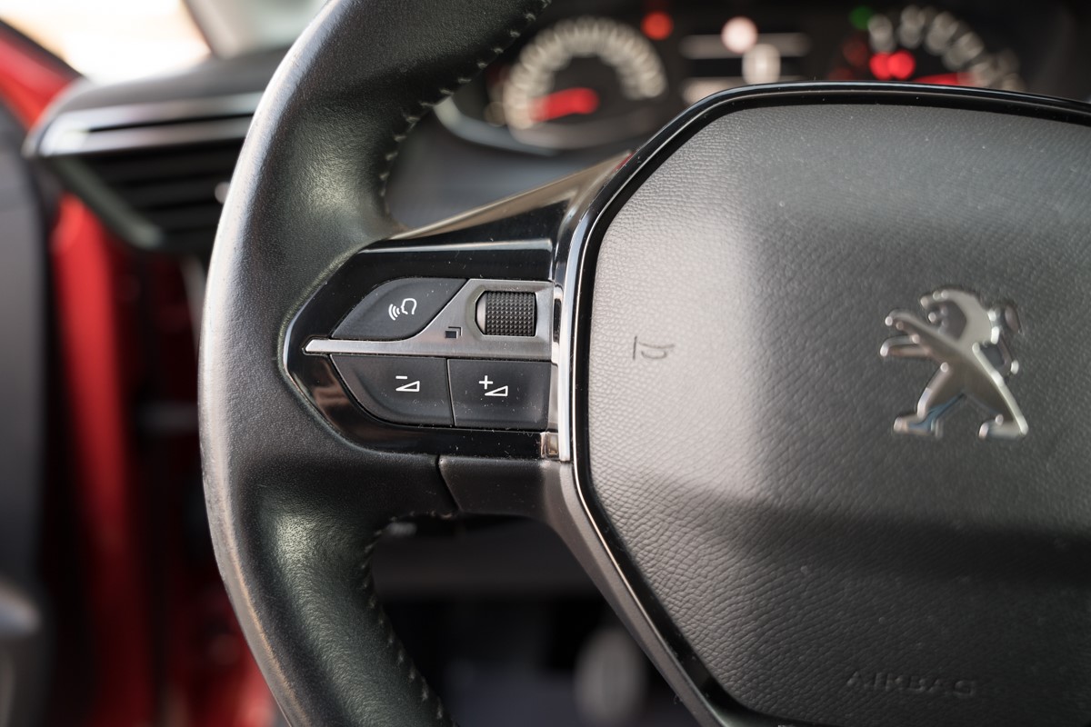 Peugeot 208 1.5 BlueHDI