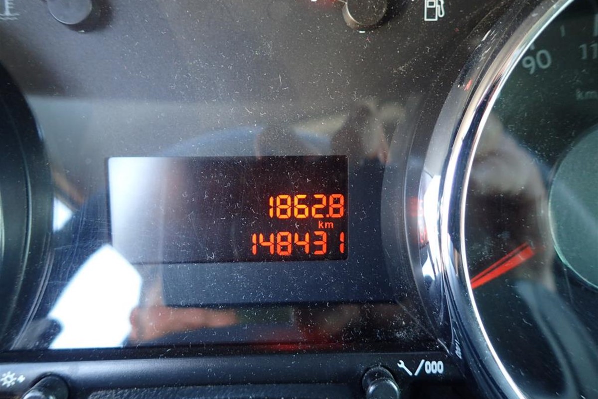 Peugeot 3008 1.6 E-HDI