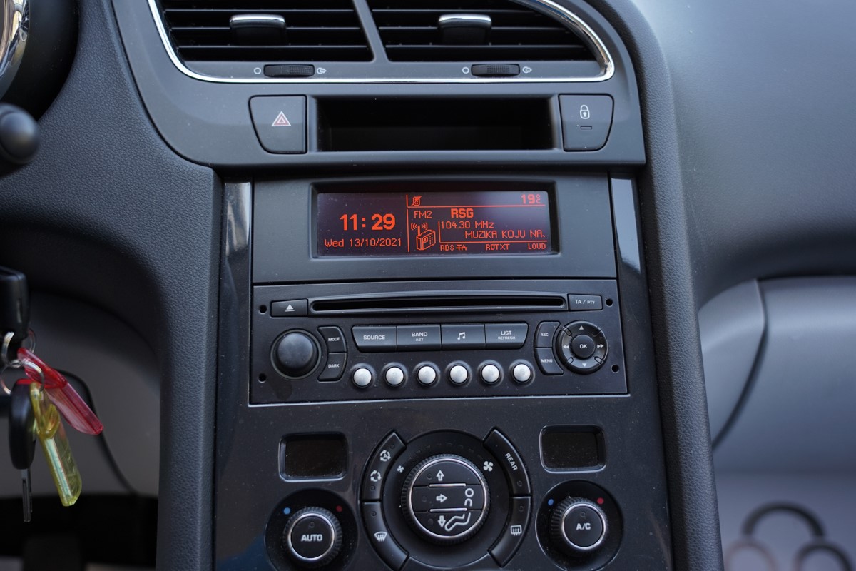 Peugeot 5008 1,6 HDI