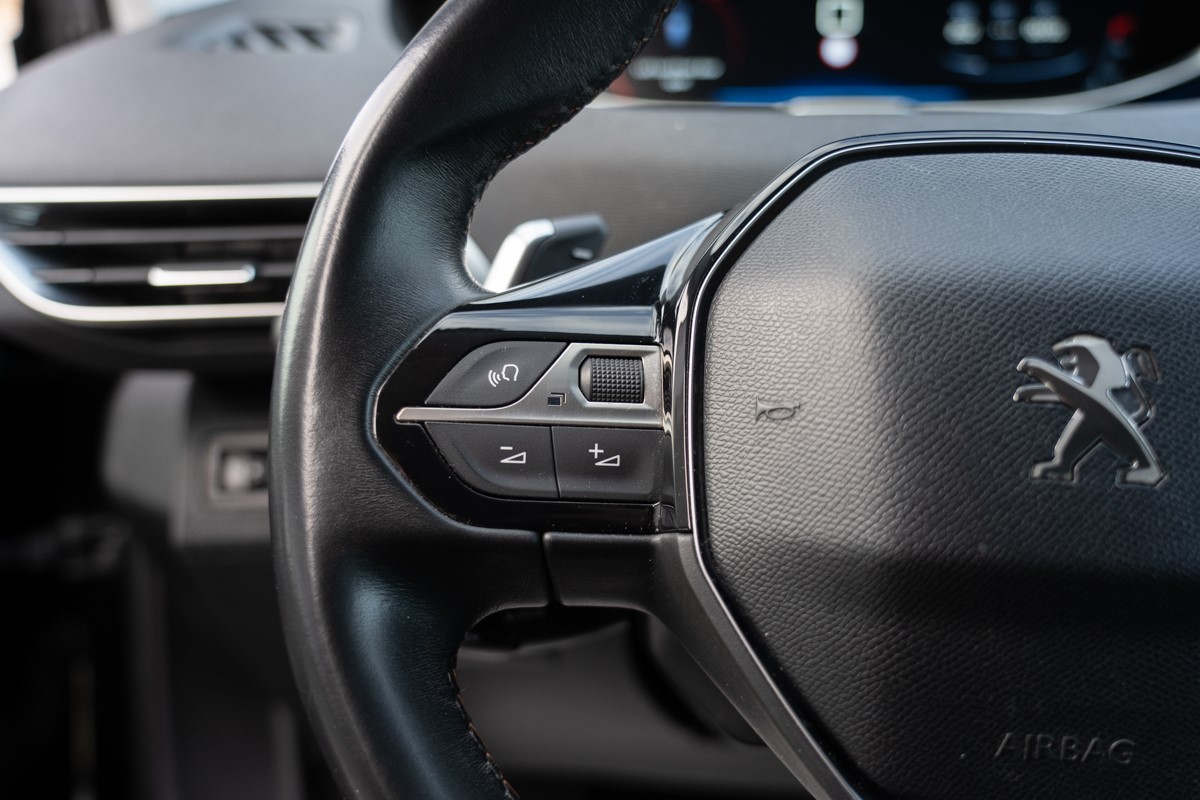 Peugeot 3008 1,6 BlueHDI