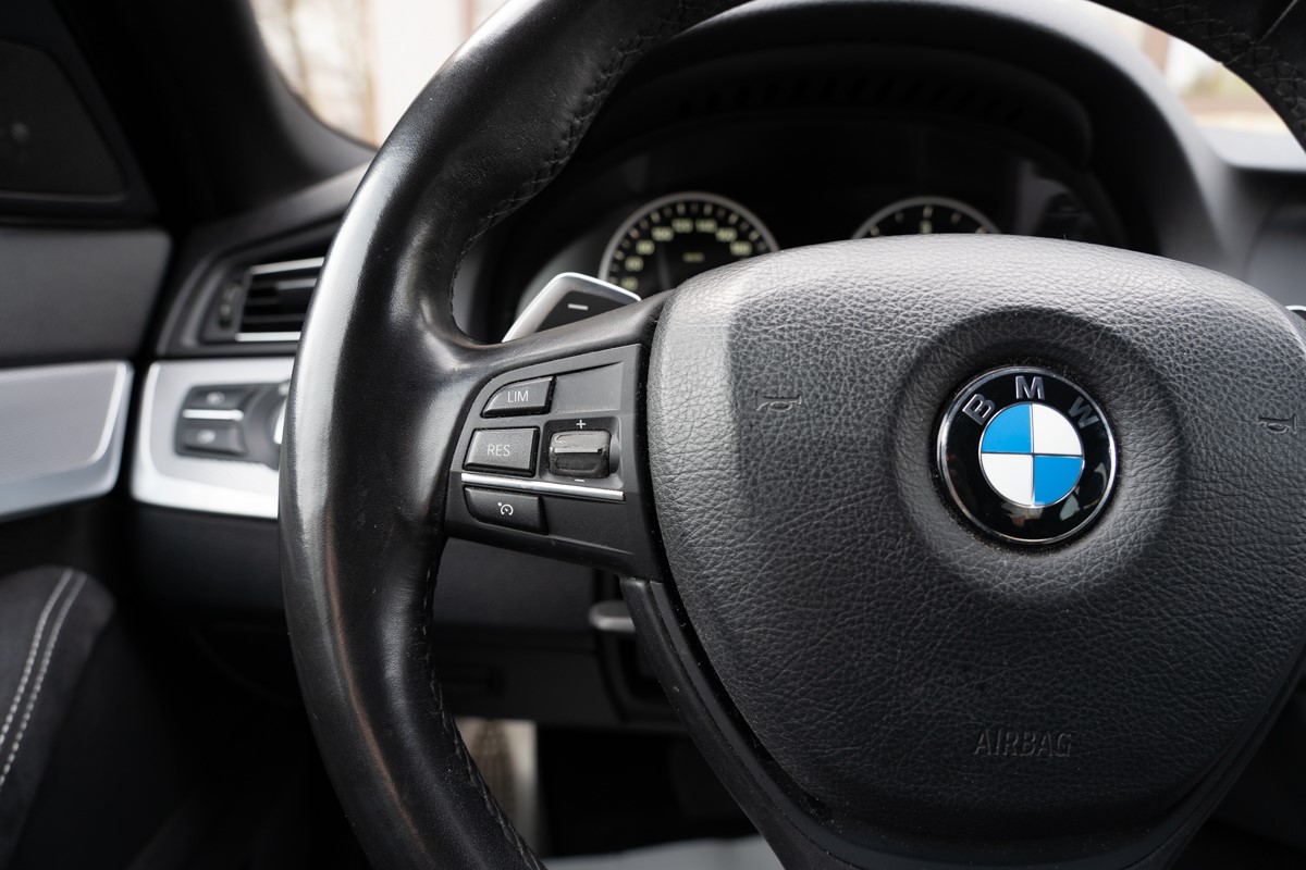 BMW
 5-Series 530 D