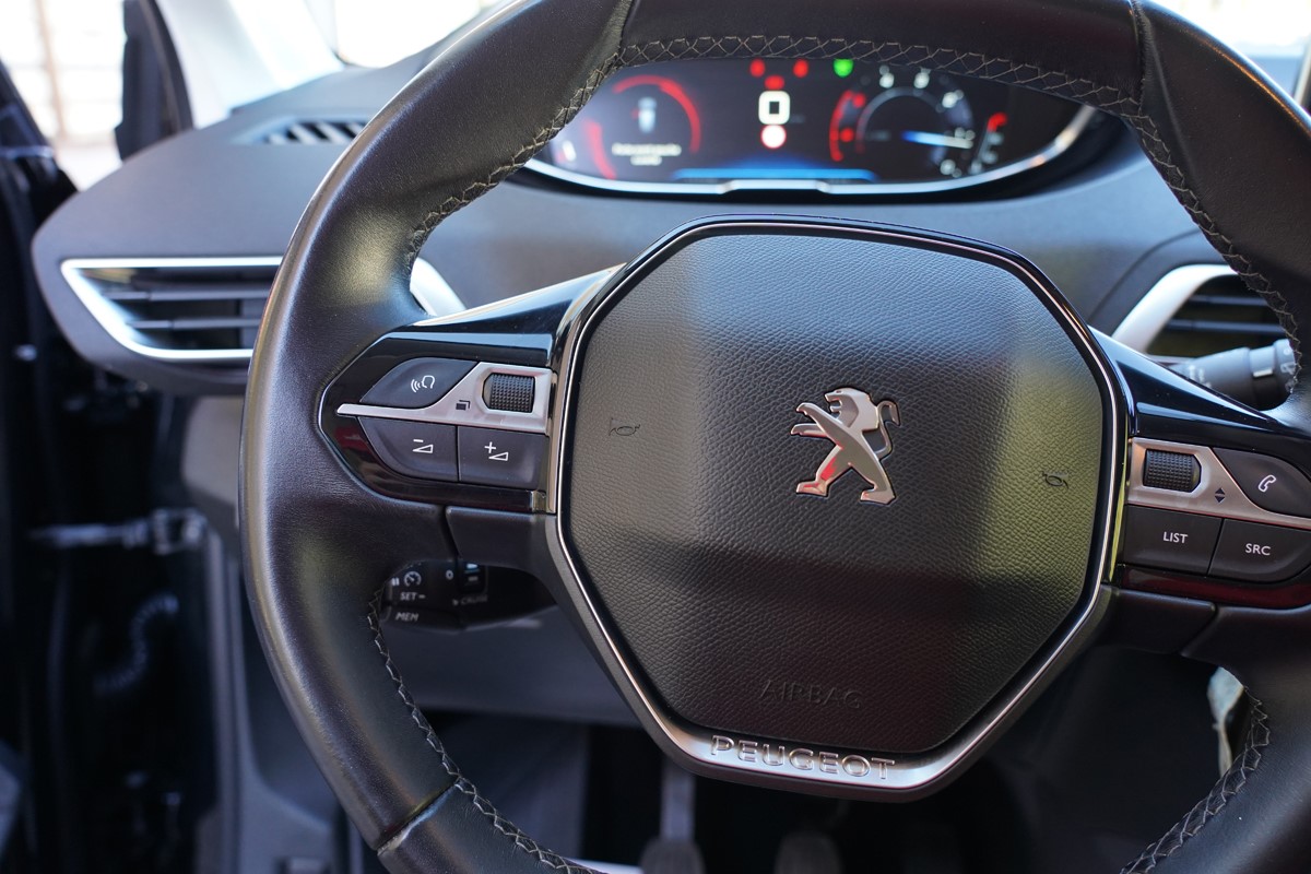 Peugeot 3008 1.5 HDI