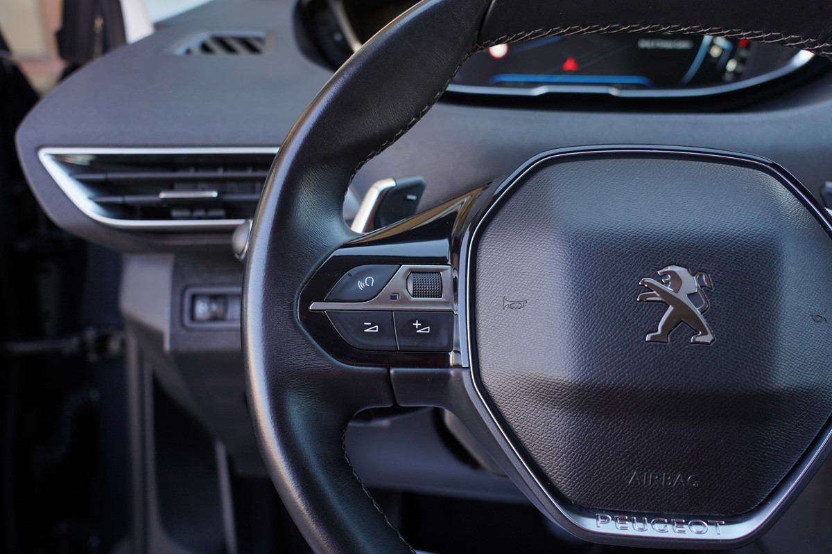 Peugeot 3008 1,6 BlueHDI