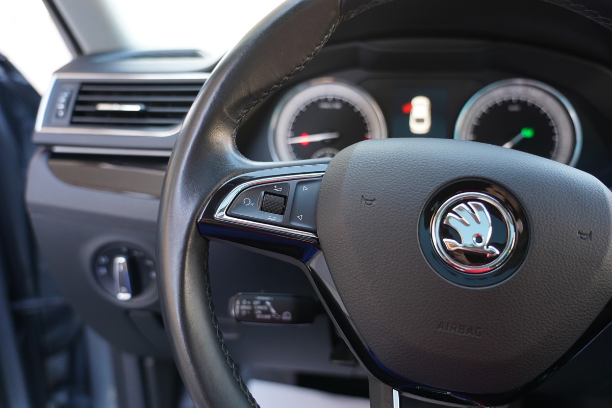 Škoda SUPERB 2.0 TDi DSG7 Greentec Laurin&Klement 